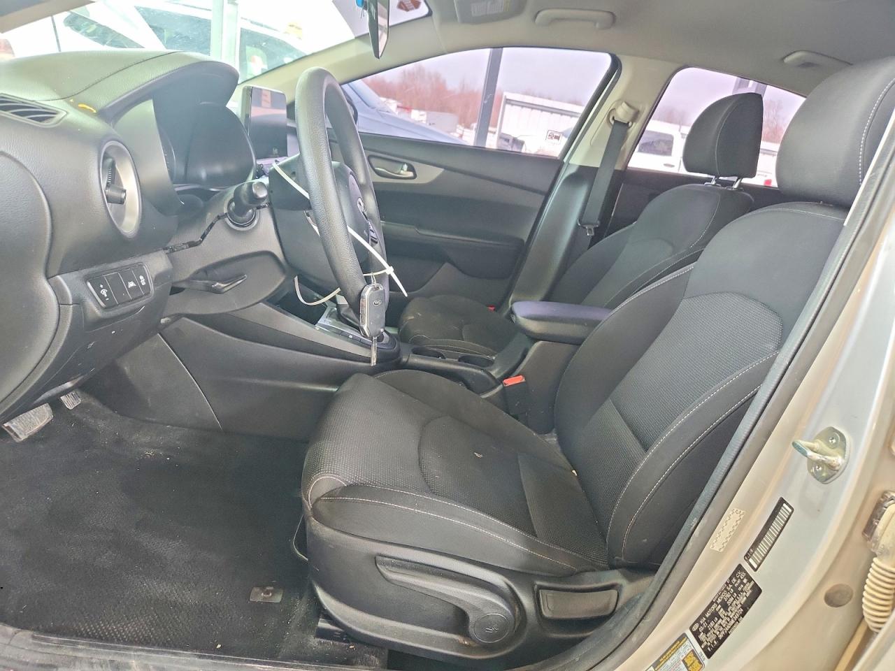 2021 KIA FORTE LXS photo 19