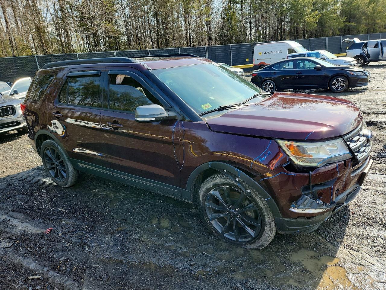 2018 FORD EXPLORER XLT photo 4