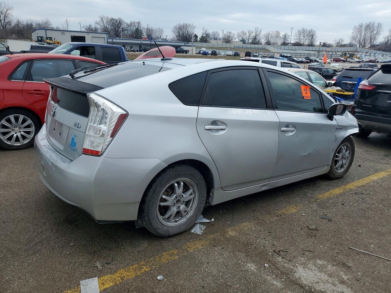 2010 TOYOTA PRIUS II photo 3