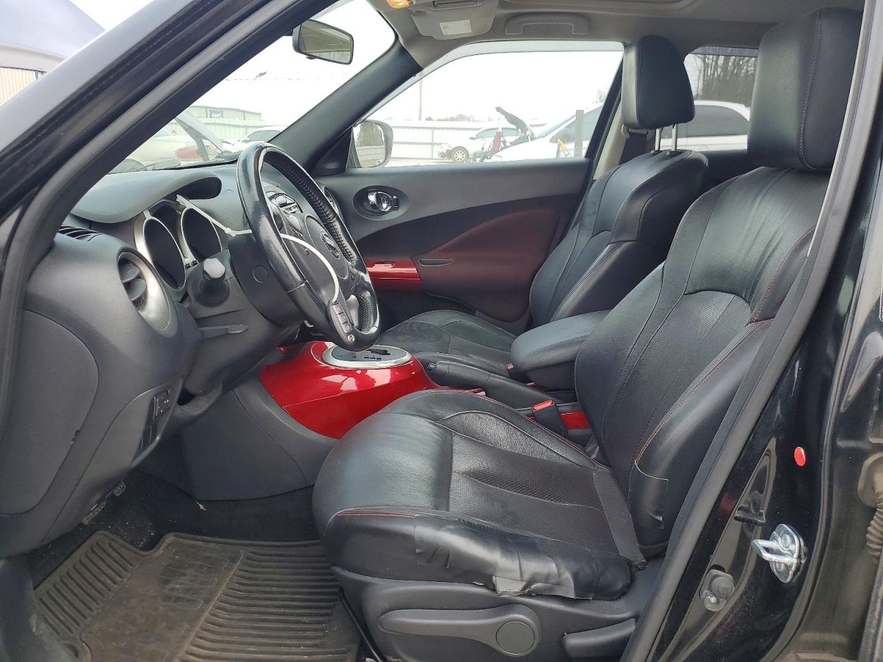2015 NISSAN JUKE SL photo 19