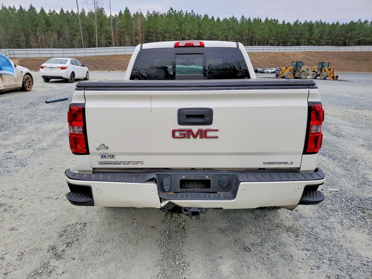 2014 GMC SIERRA K1500 DENALI photo 11