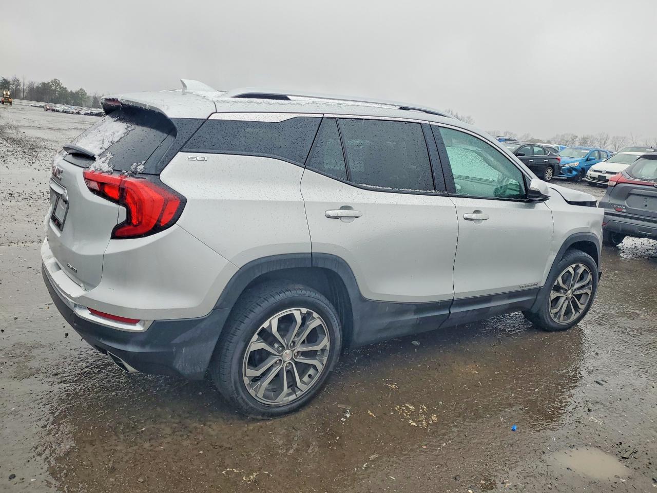 2019 GMC TERRAIN SLT photo 7