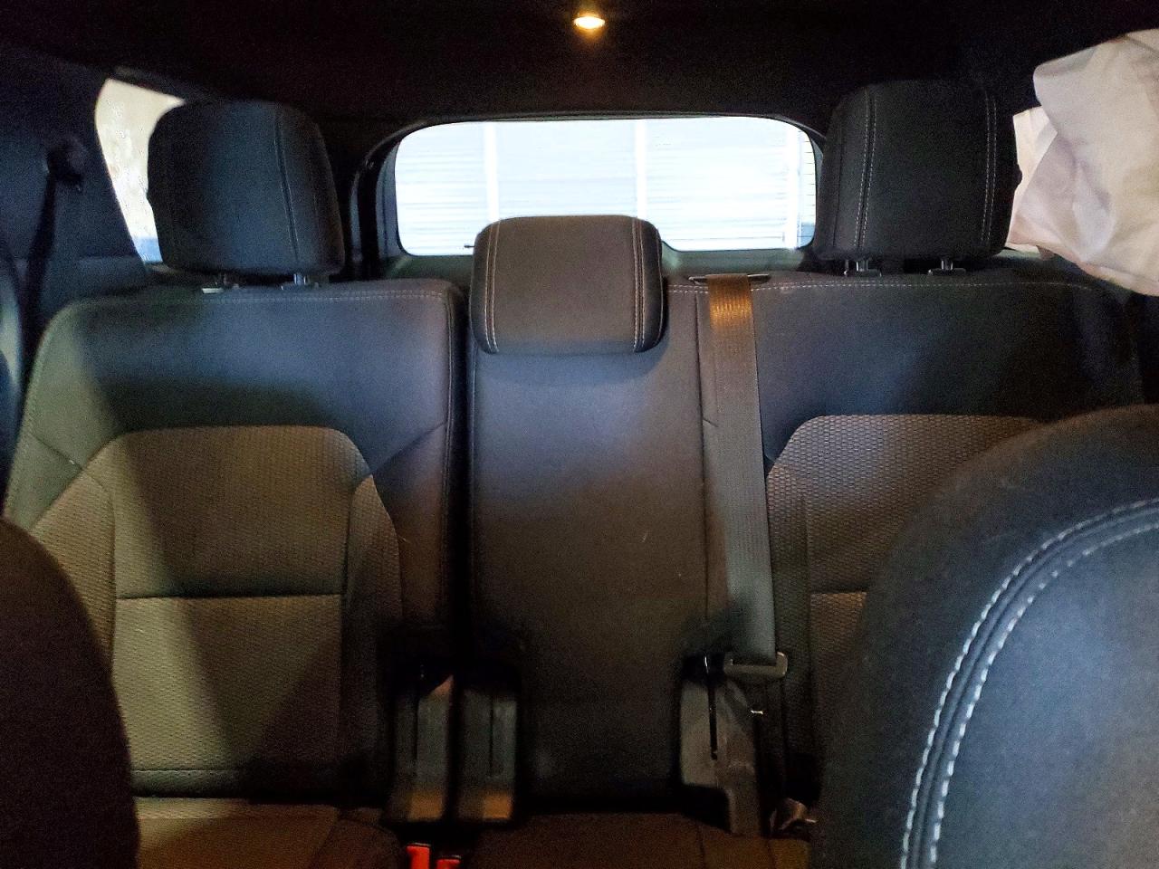 2018 FORD EXPLORER XLT photo 19