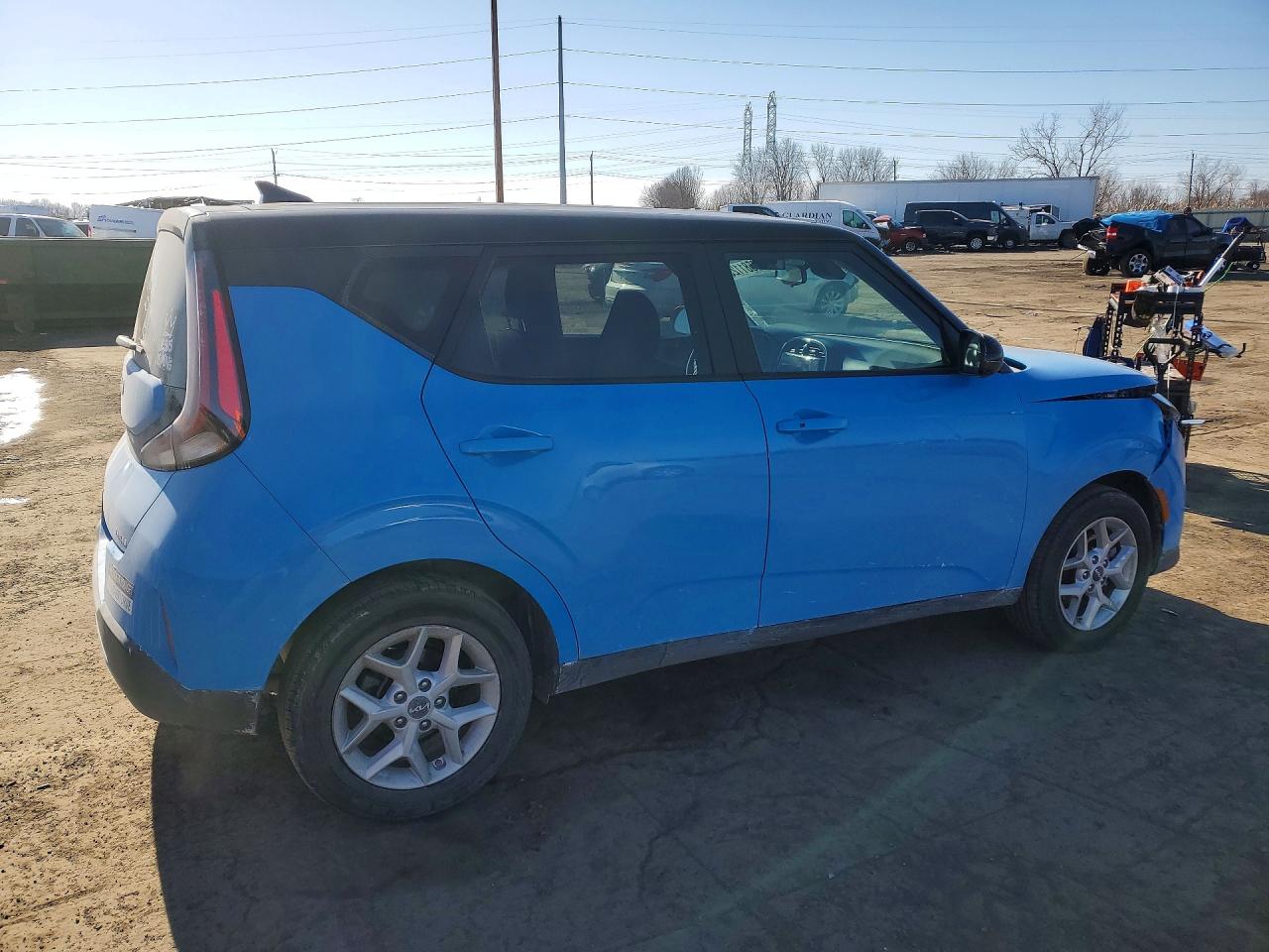 2025 KIA SOUL S photo 5