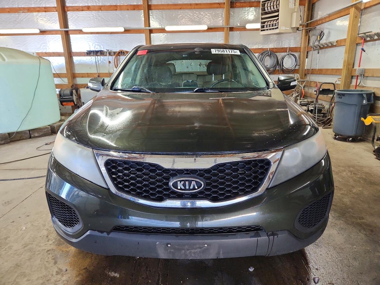 2012 KIA SORENTO LX photo 17