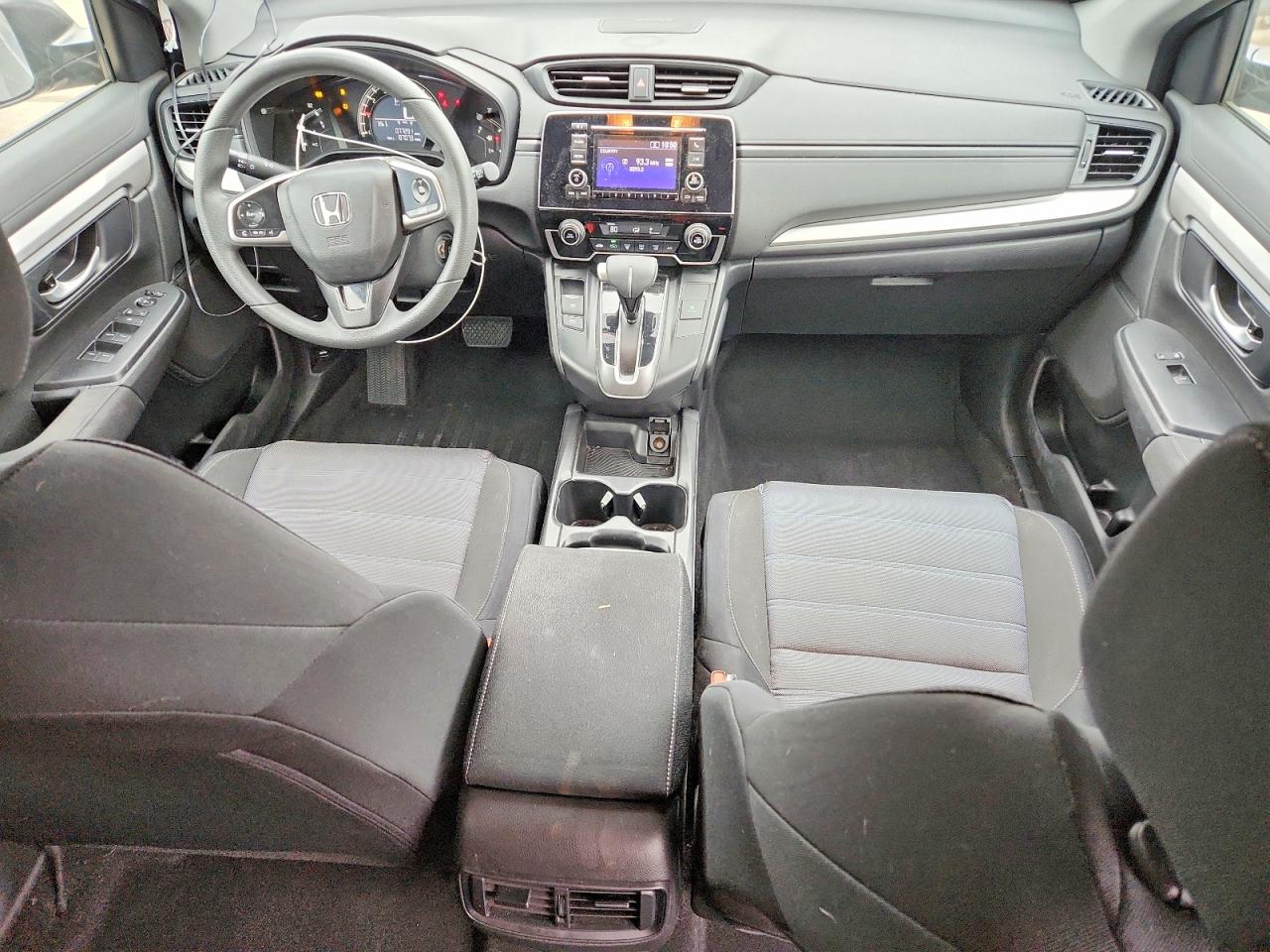 2018 HONDA CR-V LX photo 8