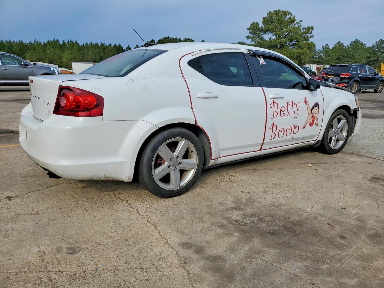 2013 DODGE AVENGER SE photo 5
