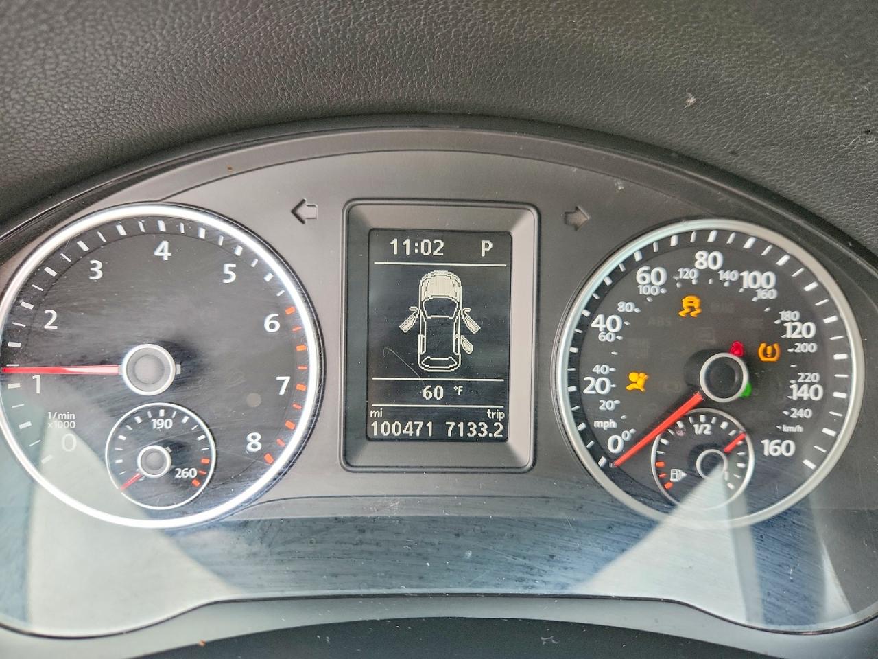 2016 VOLKSWAGEN TIGUAN S photo 17