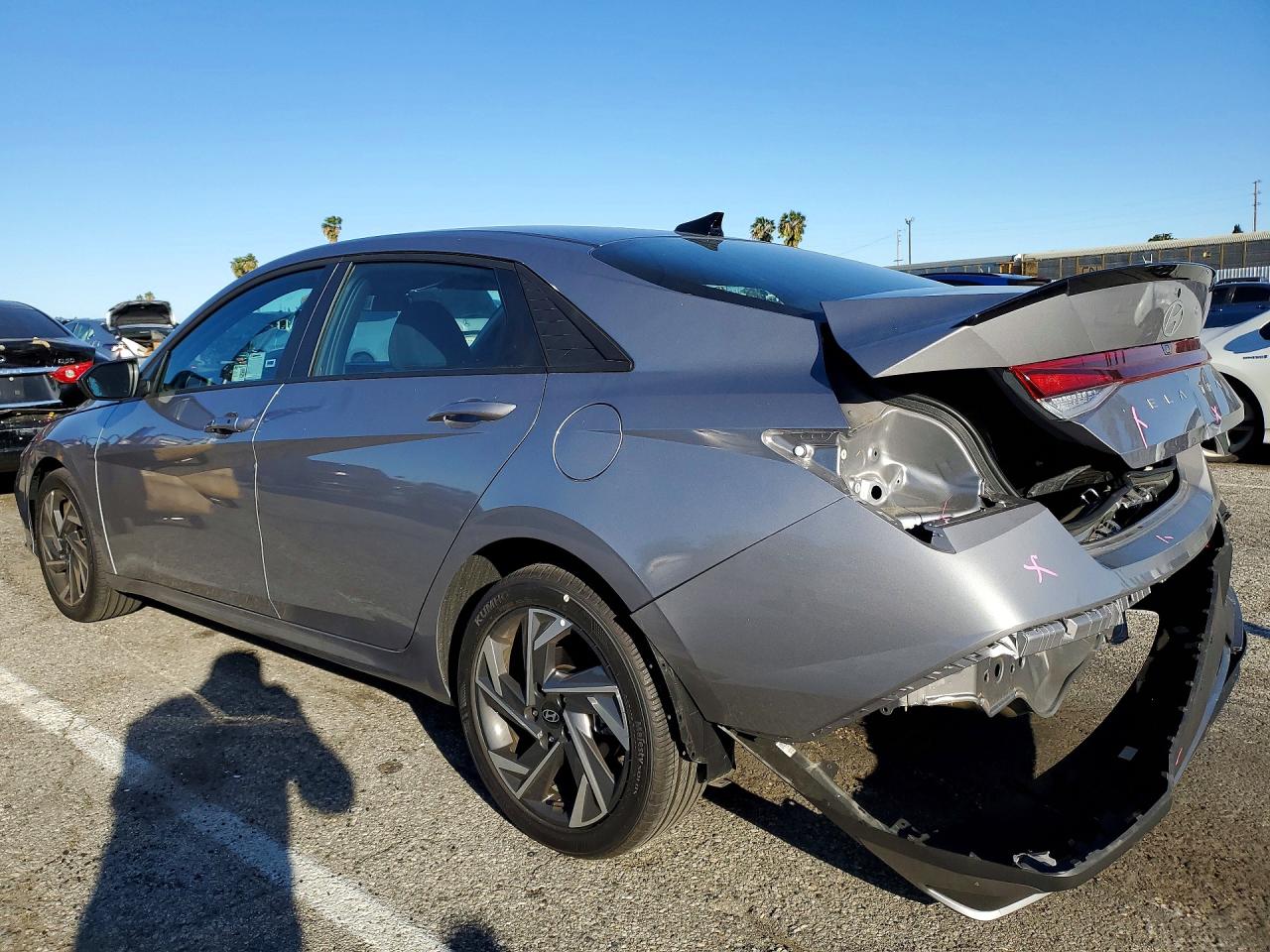 2025 HYUNDAI ELANTRA SEL SPORT photo 4