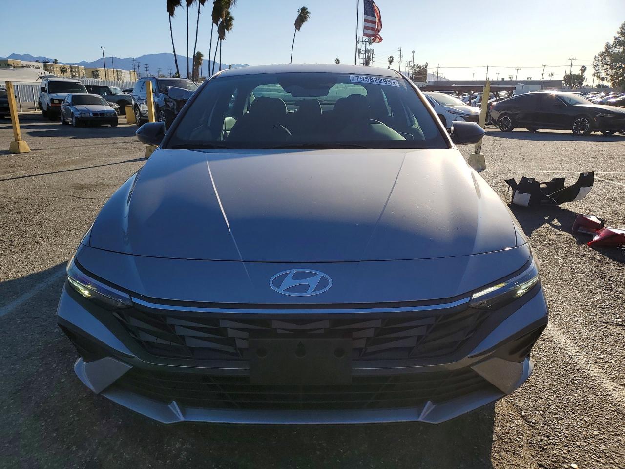 2025 HYUNDAI ELANTRA SEL SPORT photo 13