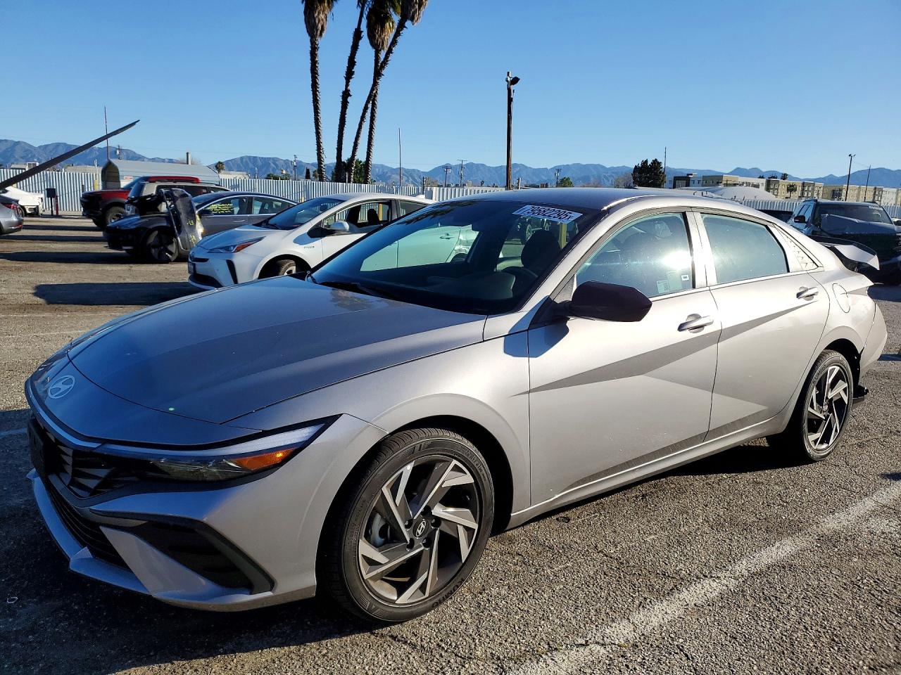 2025 HYUNDAI ELANTRA