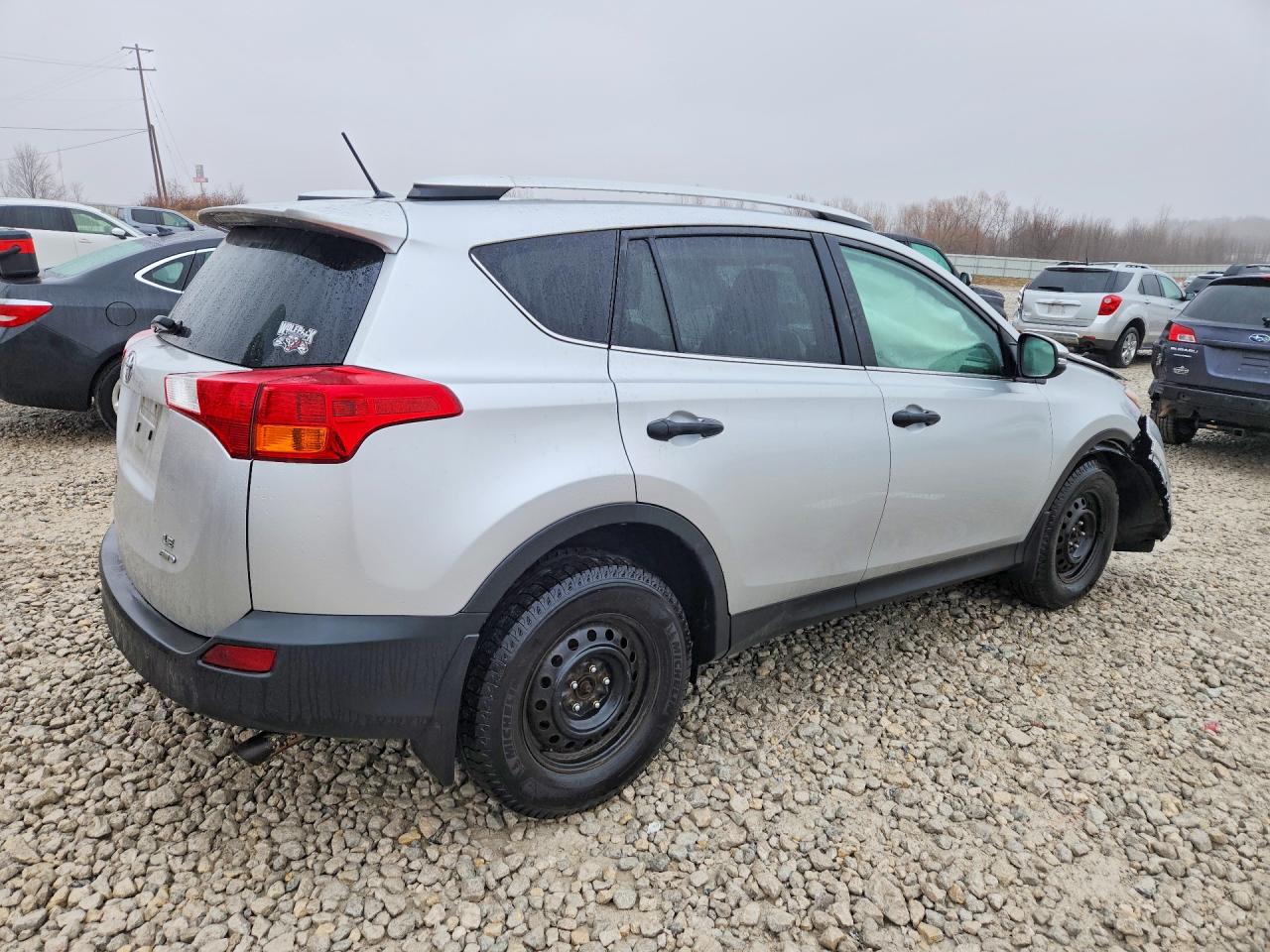 2013 TOYOTA RAV4 LE photo 7
