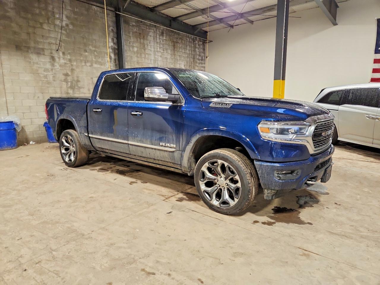 2019 RAM 1500 LIMITED photo 10