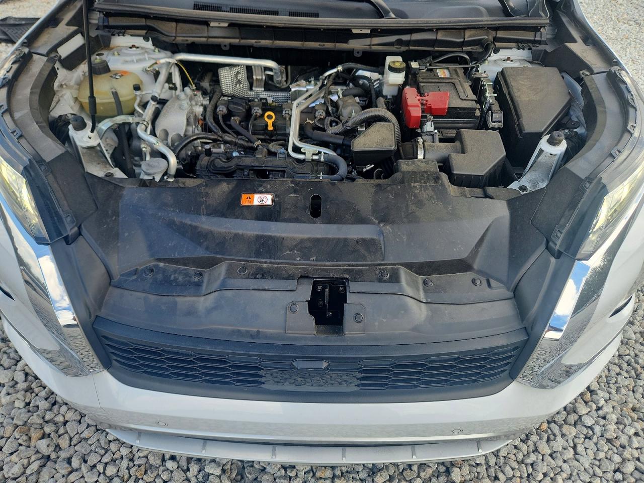 2024 MITSUBISHI OUTLANDER SE photo 12