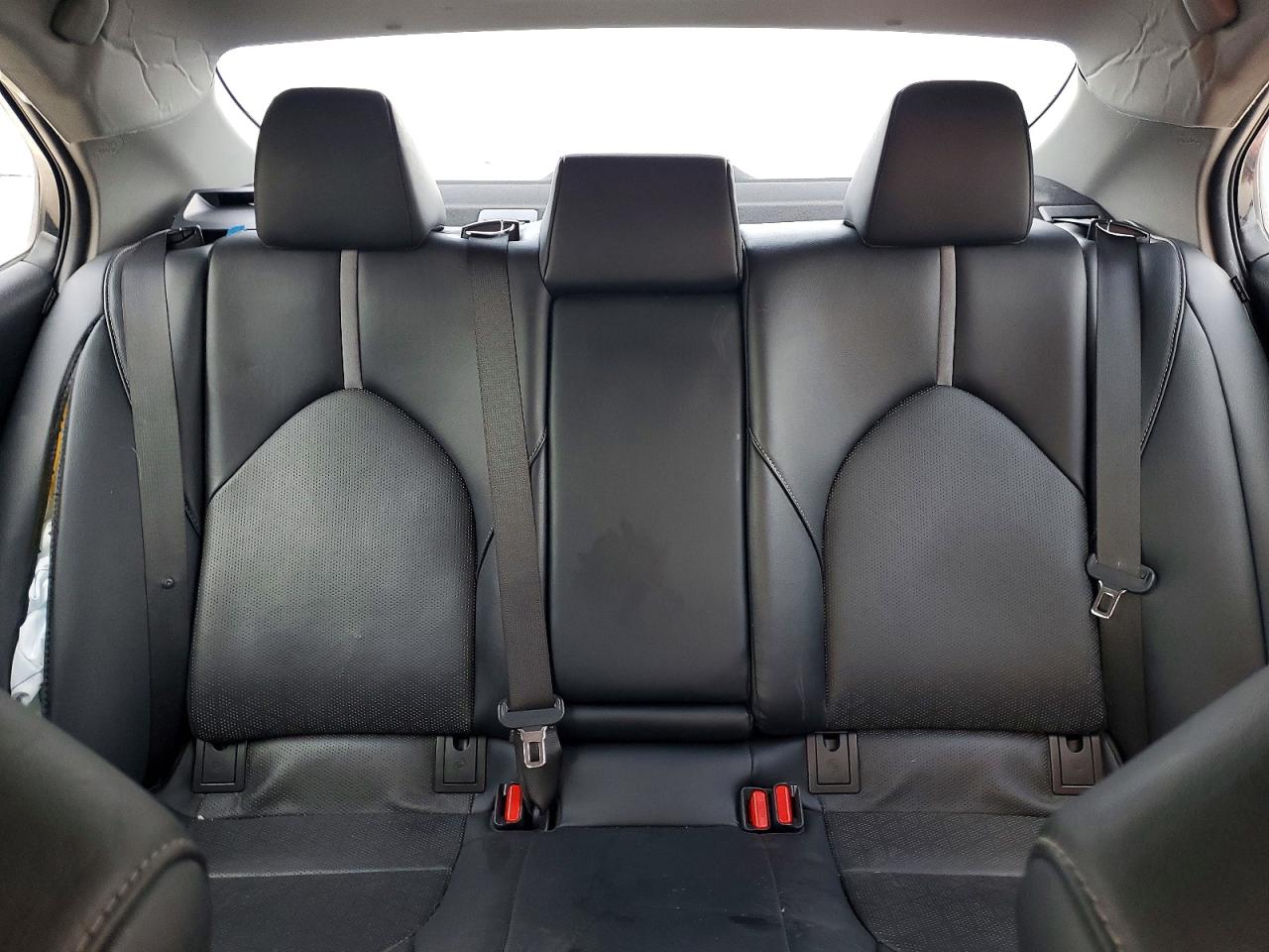 2020 TOYOTA CAMRY XSE photo 28