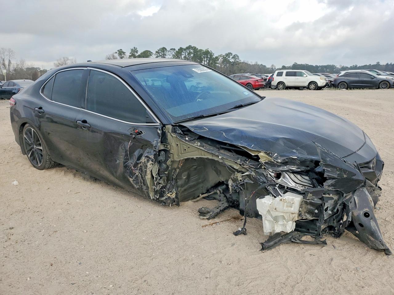 2020 TOYOTA CAMRY XSE photo 10