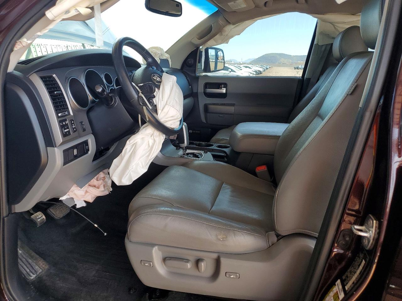 2012 TOYOTA SEQUOIA LIMITED photo 7