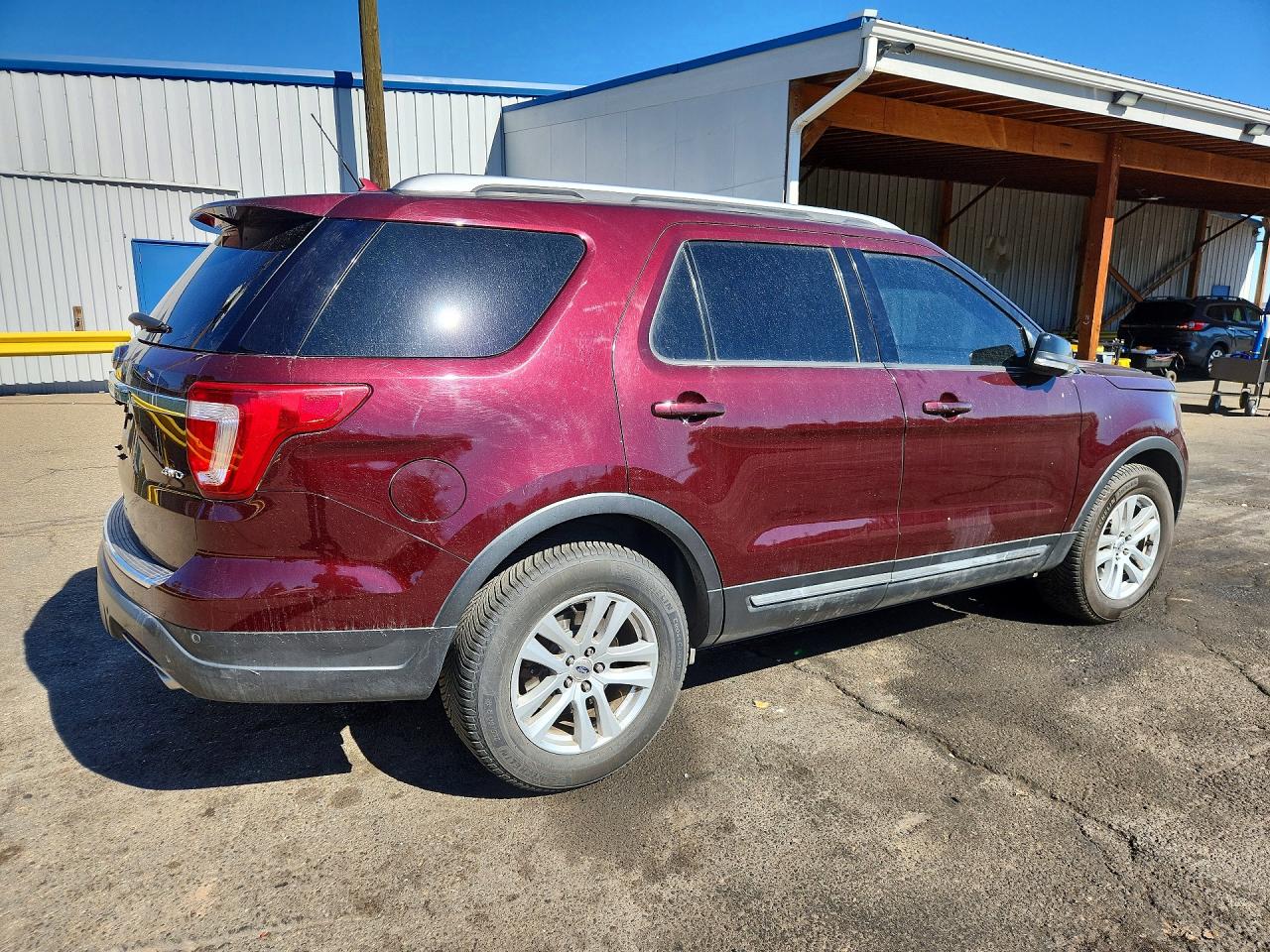2018 FORD EXPLORER XLT photo 5