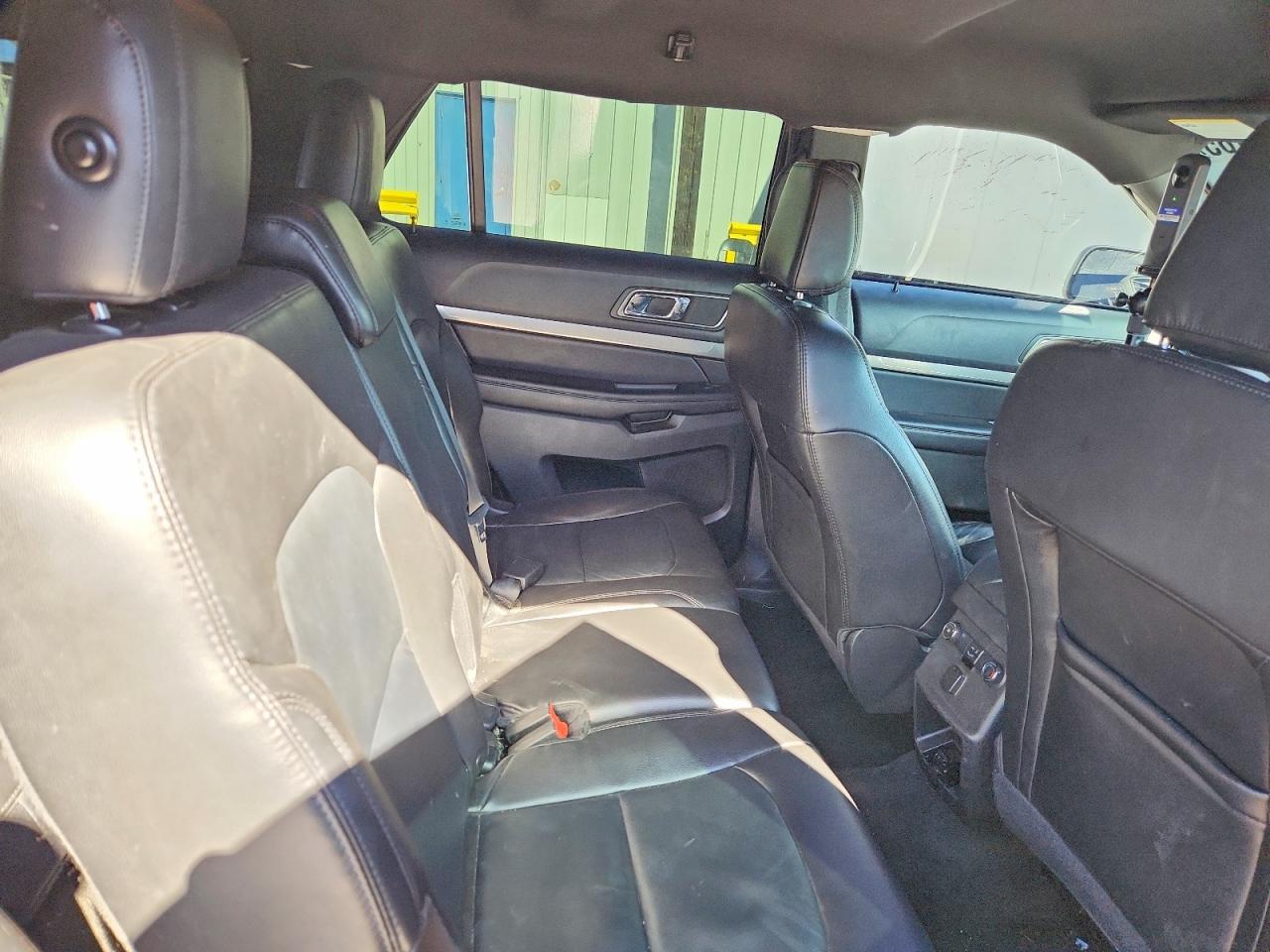 2018 FORD EXPLORER XLT photo 21