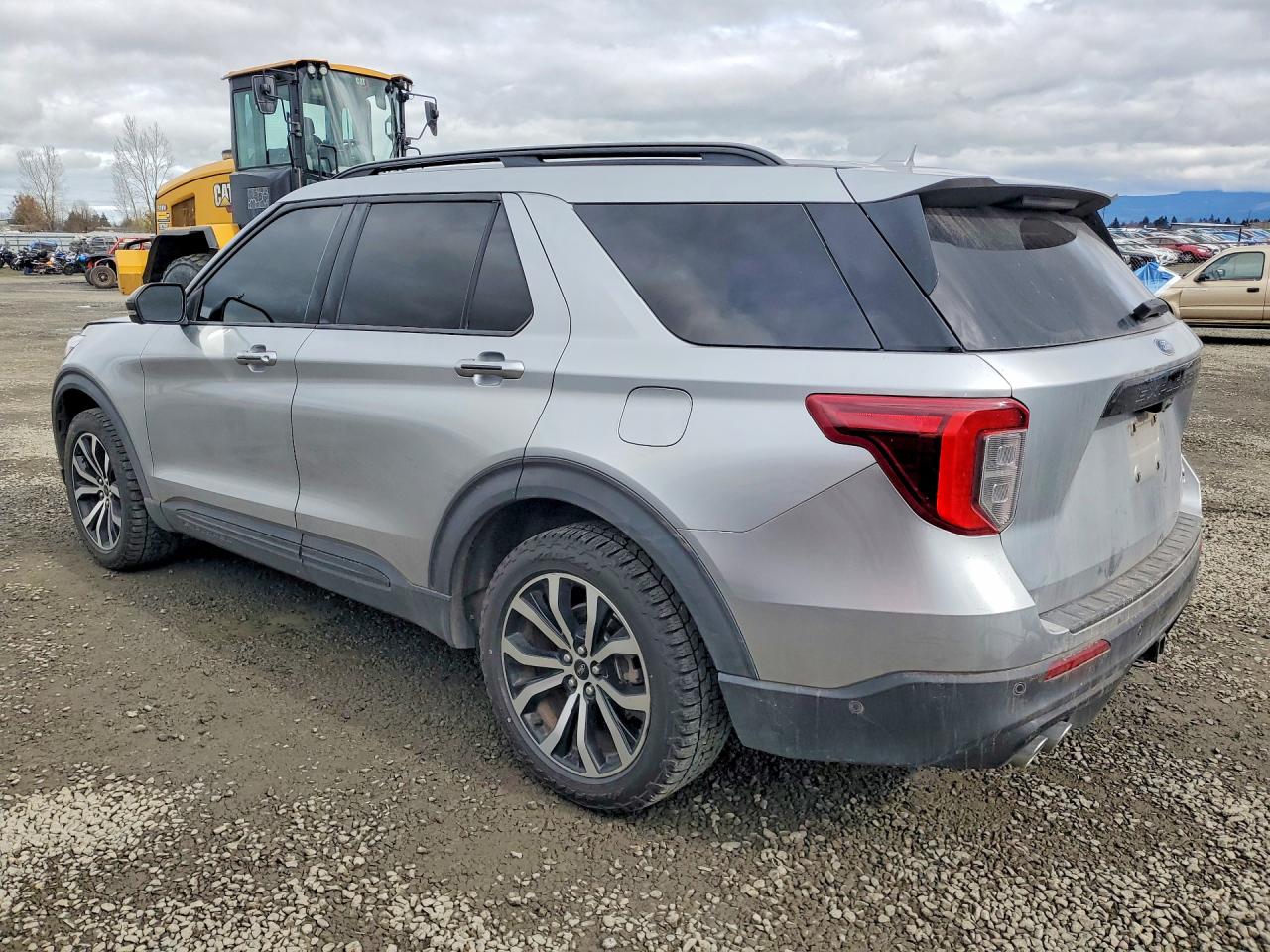 2020 FORD EXPLORER ST photo 2