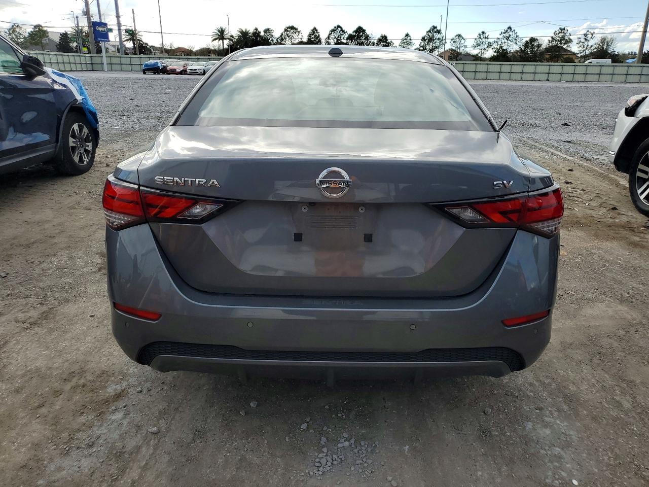 2022 NISSAN SENTRA SV photo 6