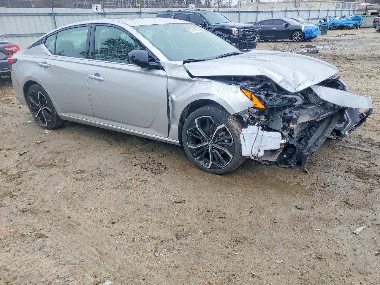 2024 NISSAN ALTIMA 2.5 SR photo 7