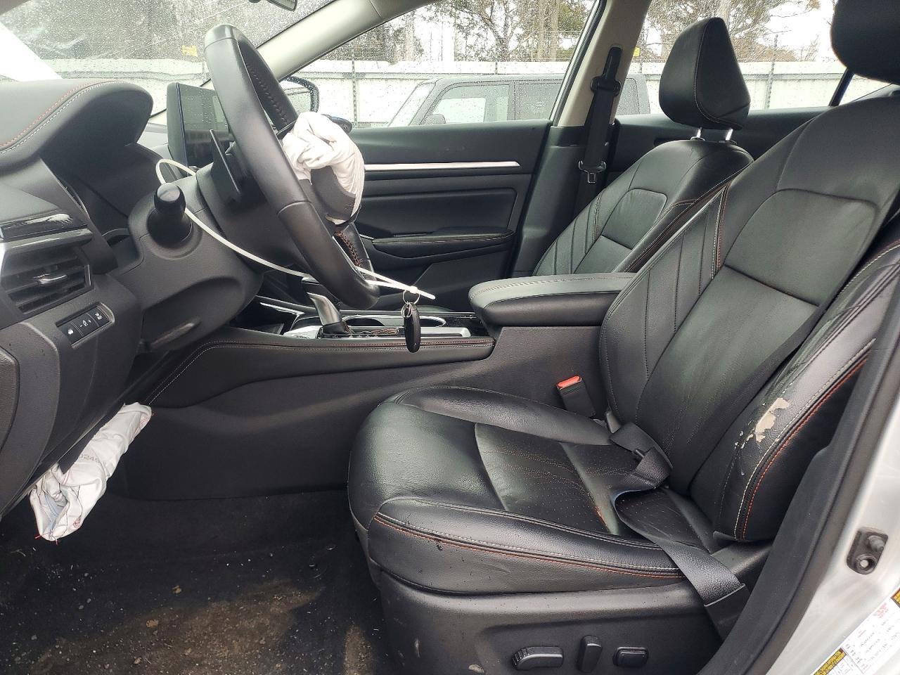 2024 NISSAN ALTIMA 2.5 SR photo 13