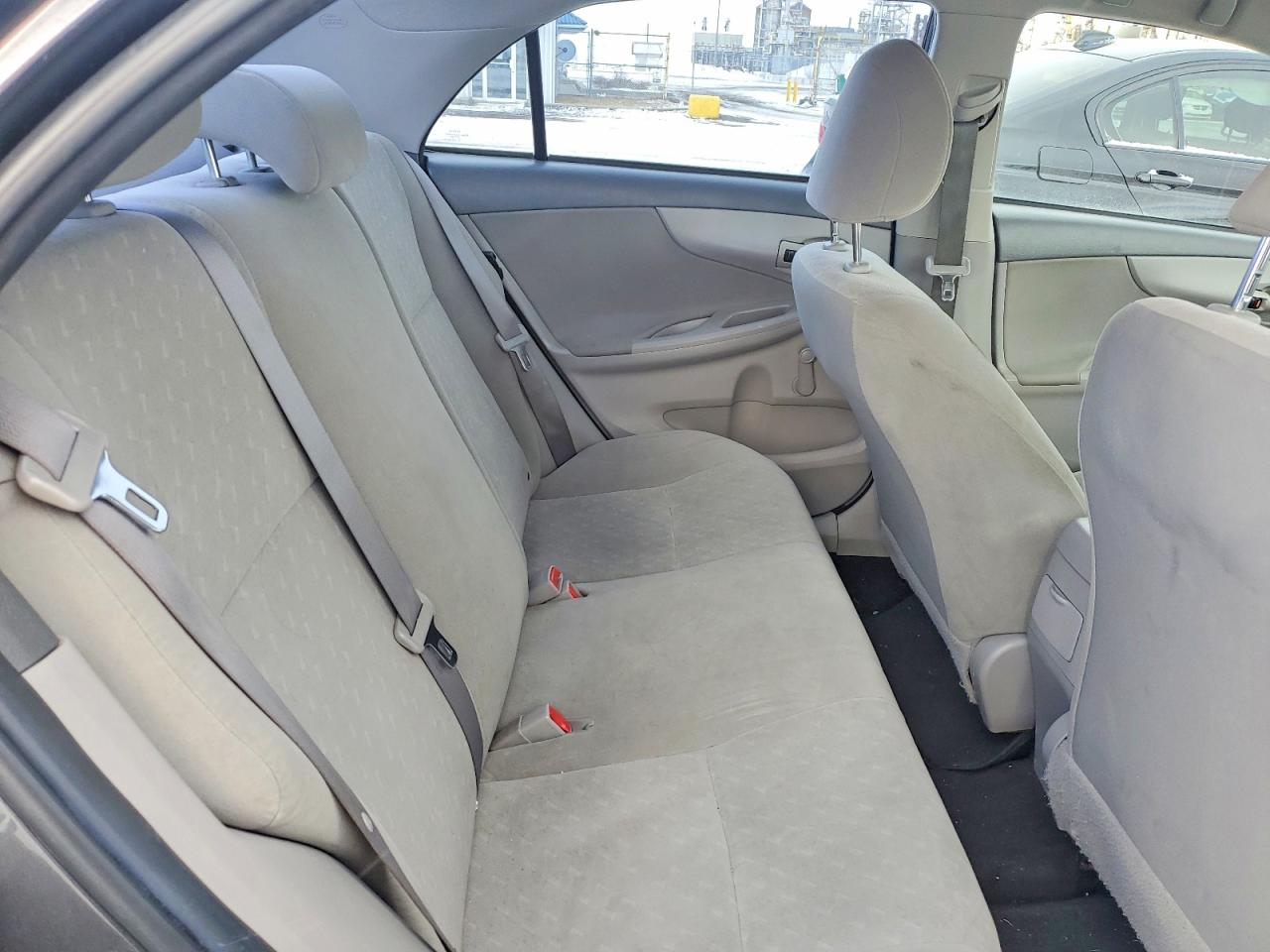 2010 TOYOTA COROLLA BASE photo 28