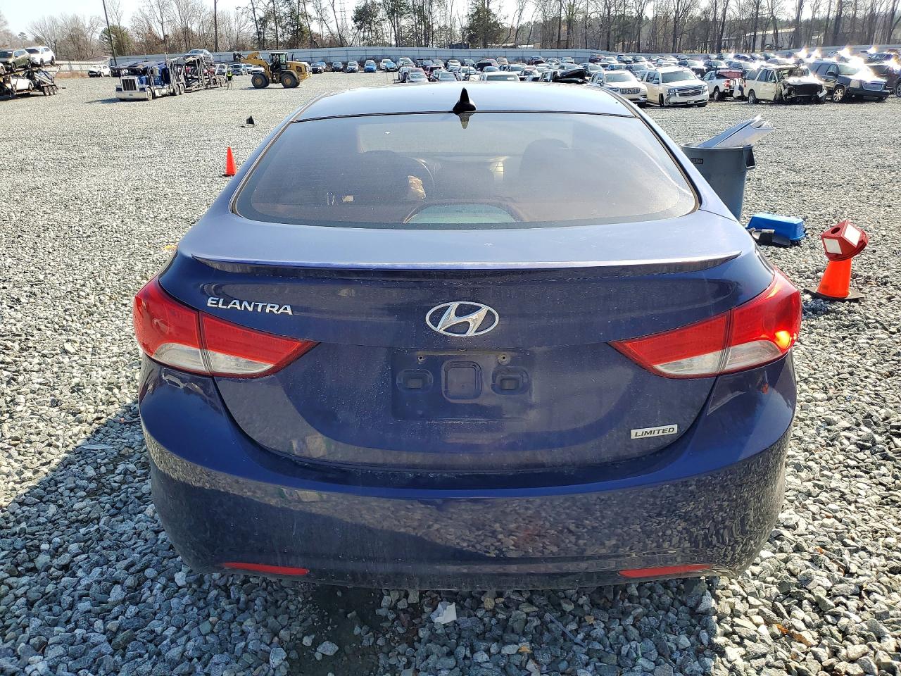 2013 HYUNDAI ELANTRA LIMITED photo 6