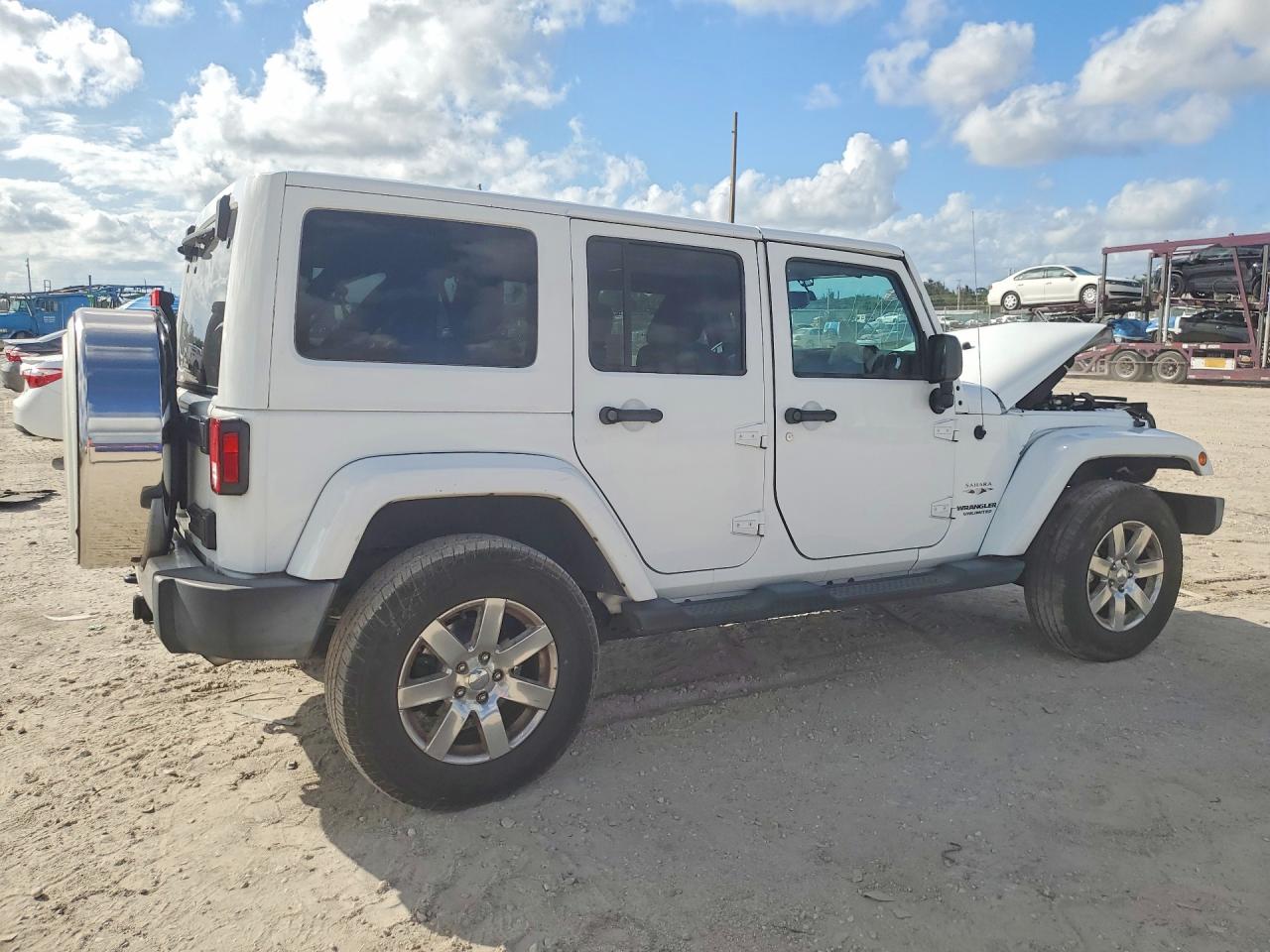 2016 JEEP WRANGLER UNLIMITED SAHARA photo 3