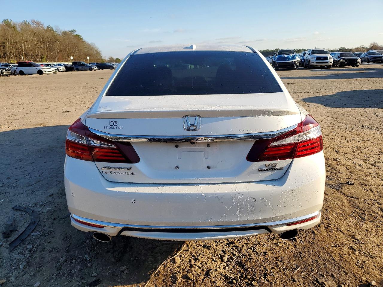 2017 HONDA ACCORD TOURING photo 11