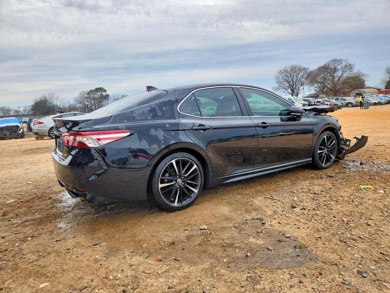 2020 TOYOTA CAMRY XSE photo 7
