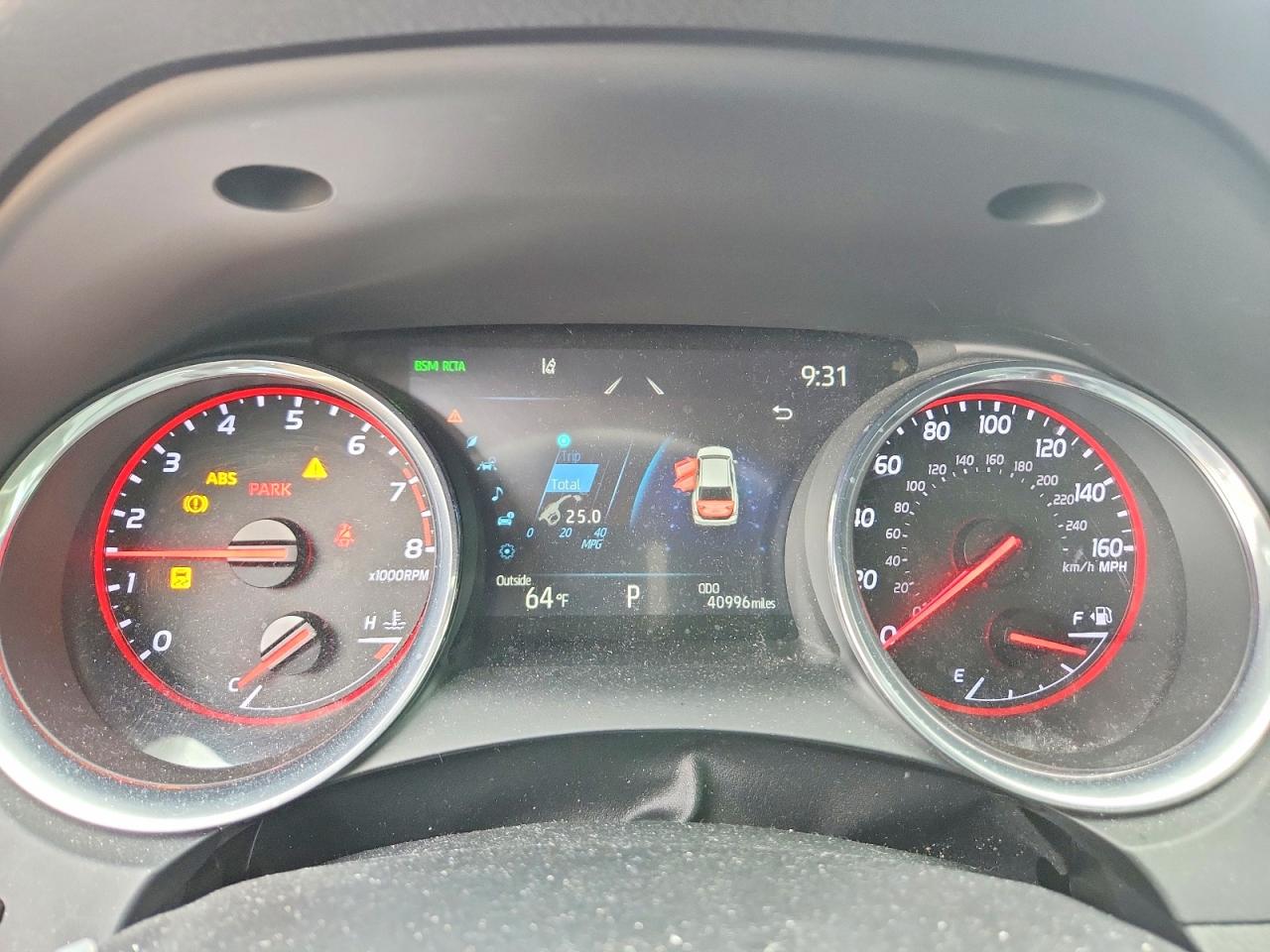 2020 TOYOTA CAMRY XSE photo 25