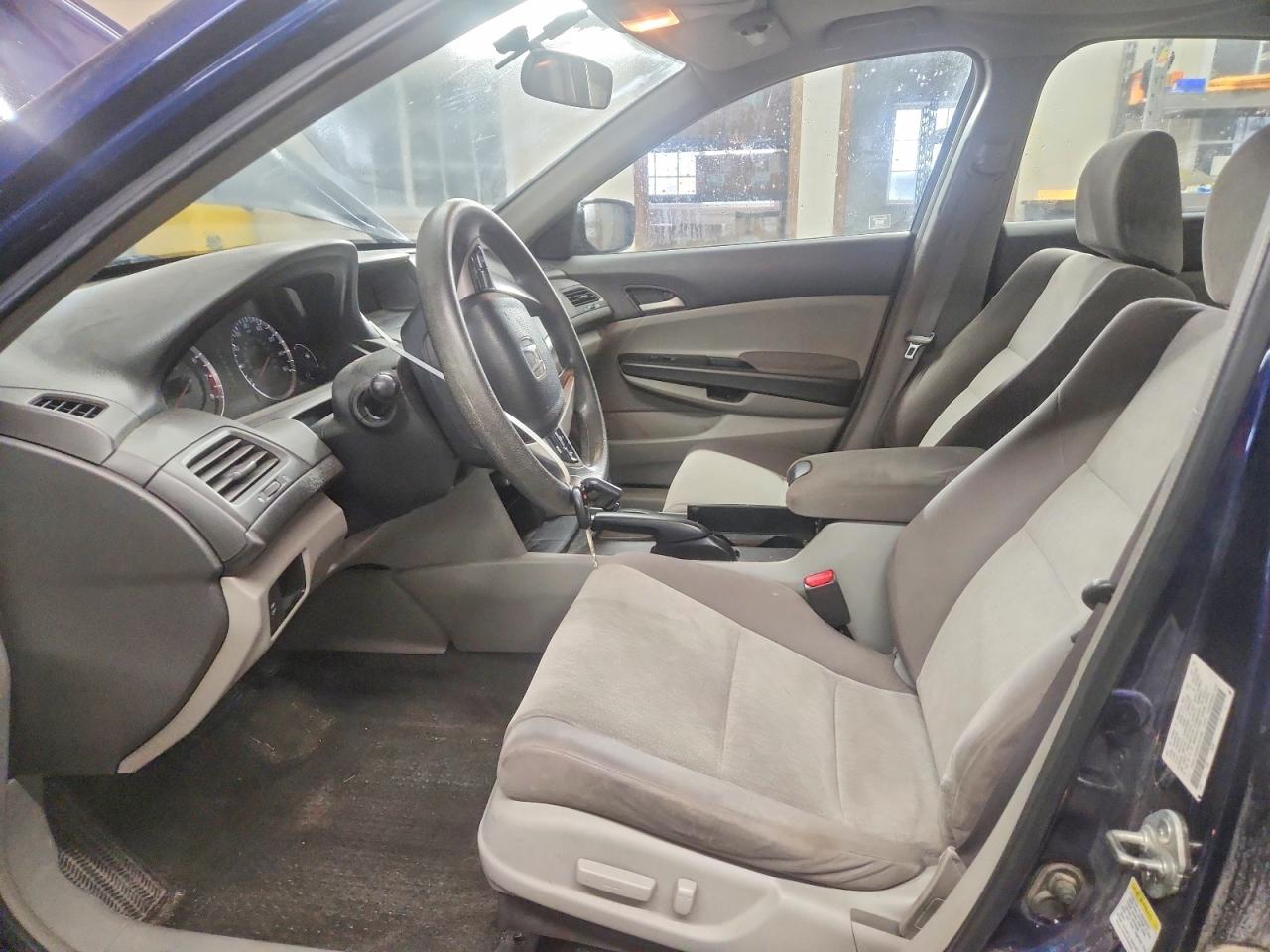 2009 HONDA ACCORD LXP photo 7