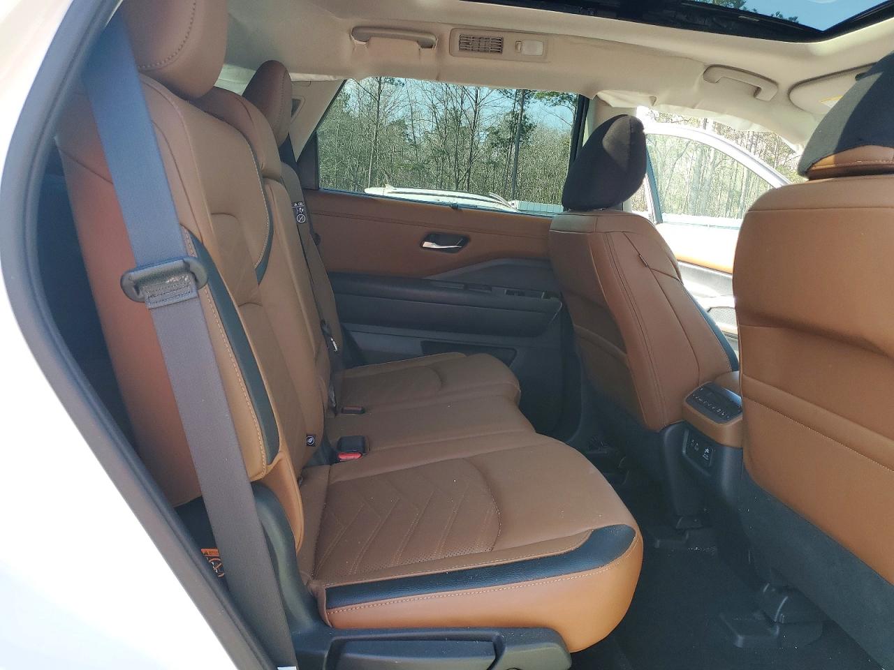 2023 NISSAN PATHFINDER PLATINUM photo 21