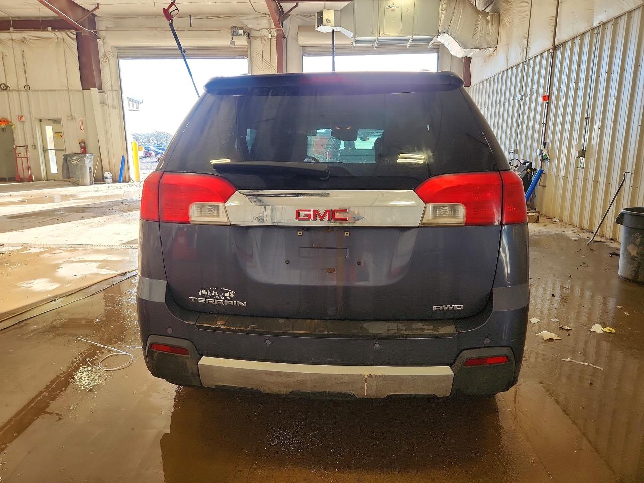 2013 GMC TERRAIN SLT photo 16