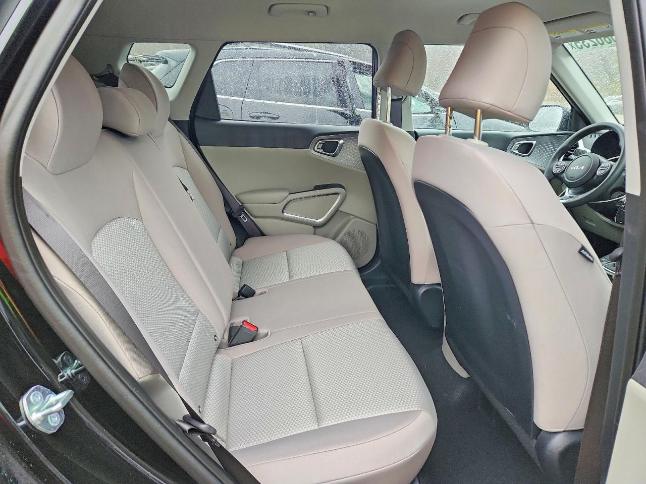 2025 KIA SOUL LX photo 19