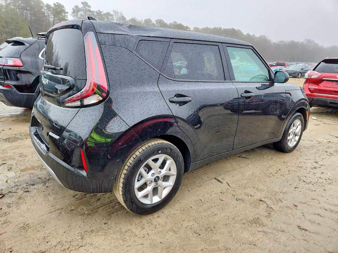 2025 KIA SOUL LX photo 5