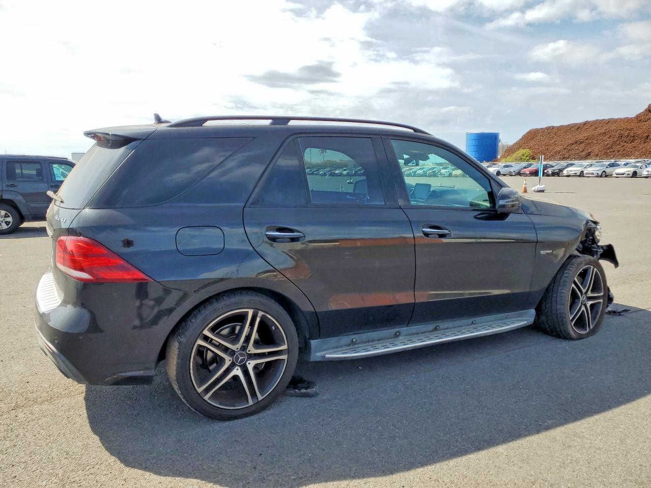 2018 MERCEDES-BENZ GLE 43 AMG photo 3