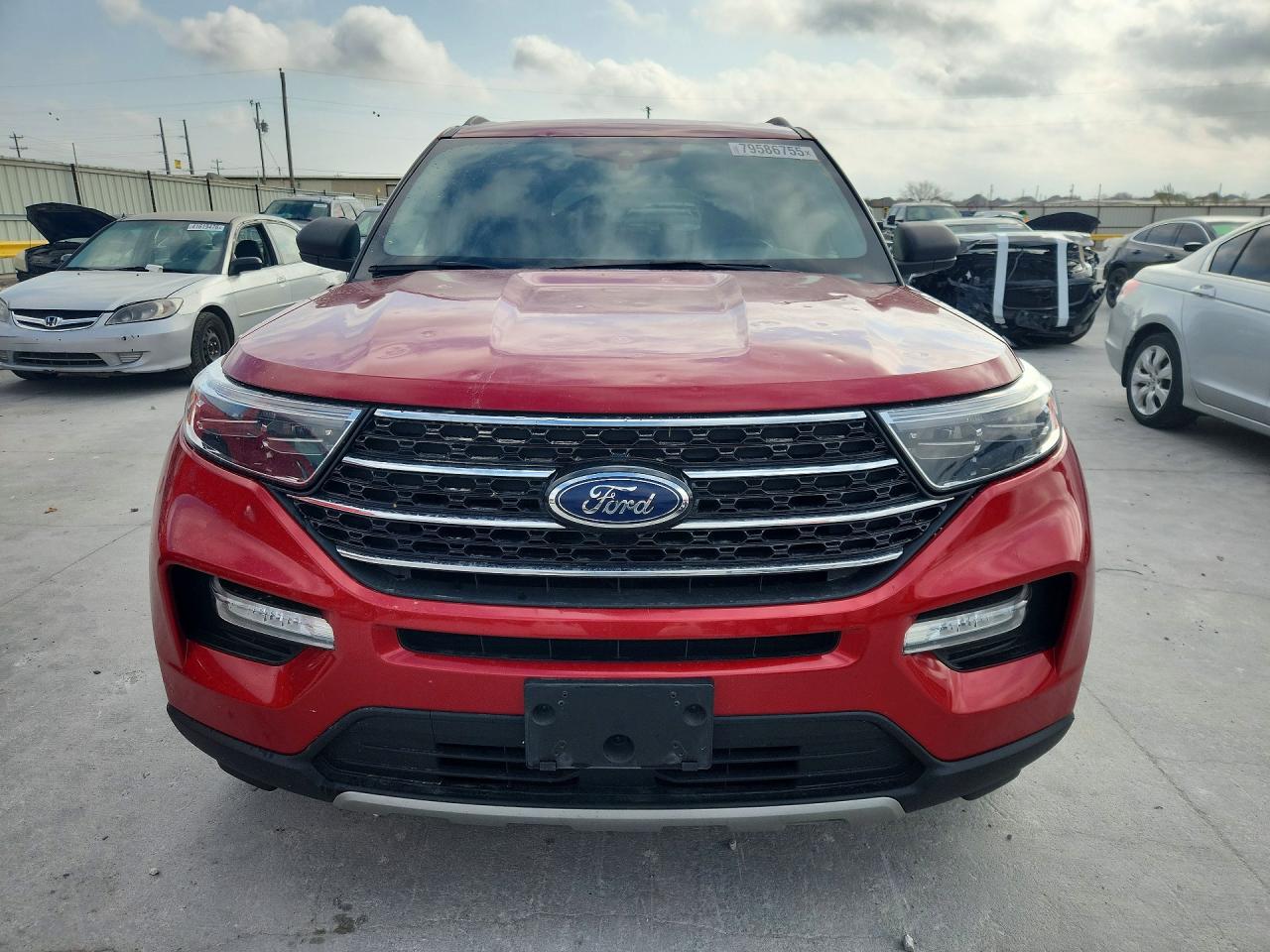 2020 FORD EXPLORER XLT photo 13