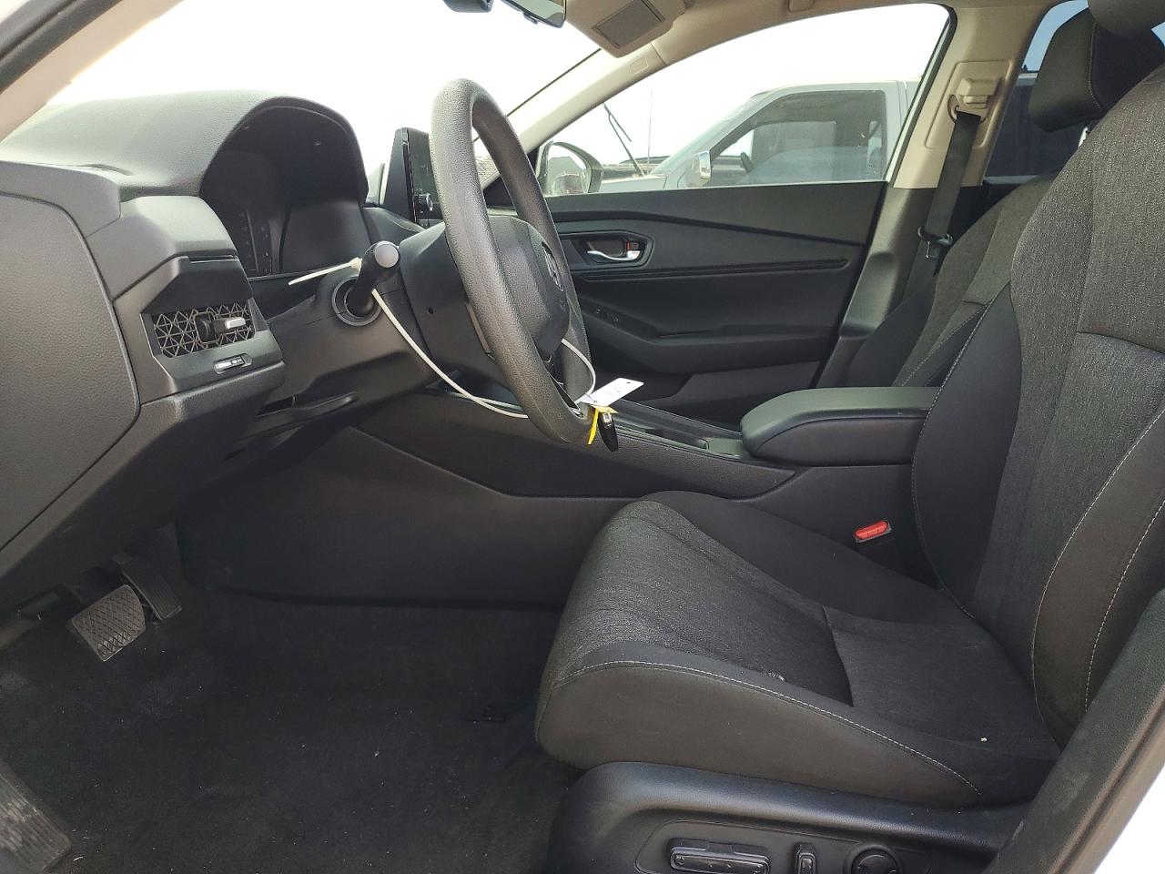 2024 HONDA ACCORD EX photo 13