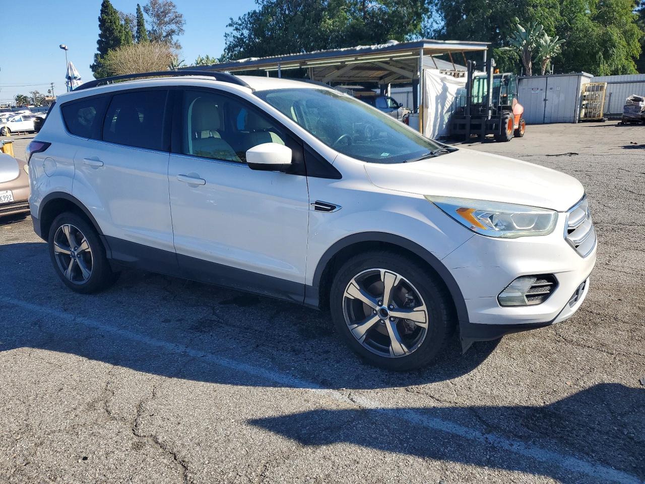 2017 FORD ESCAPE SE photo 7