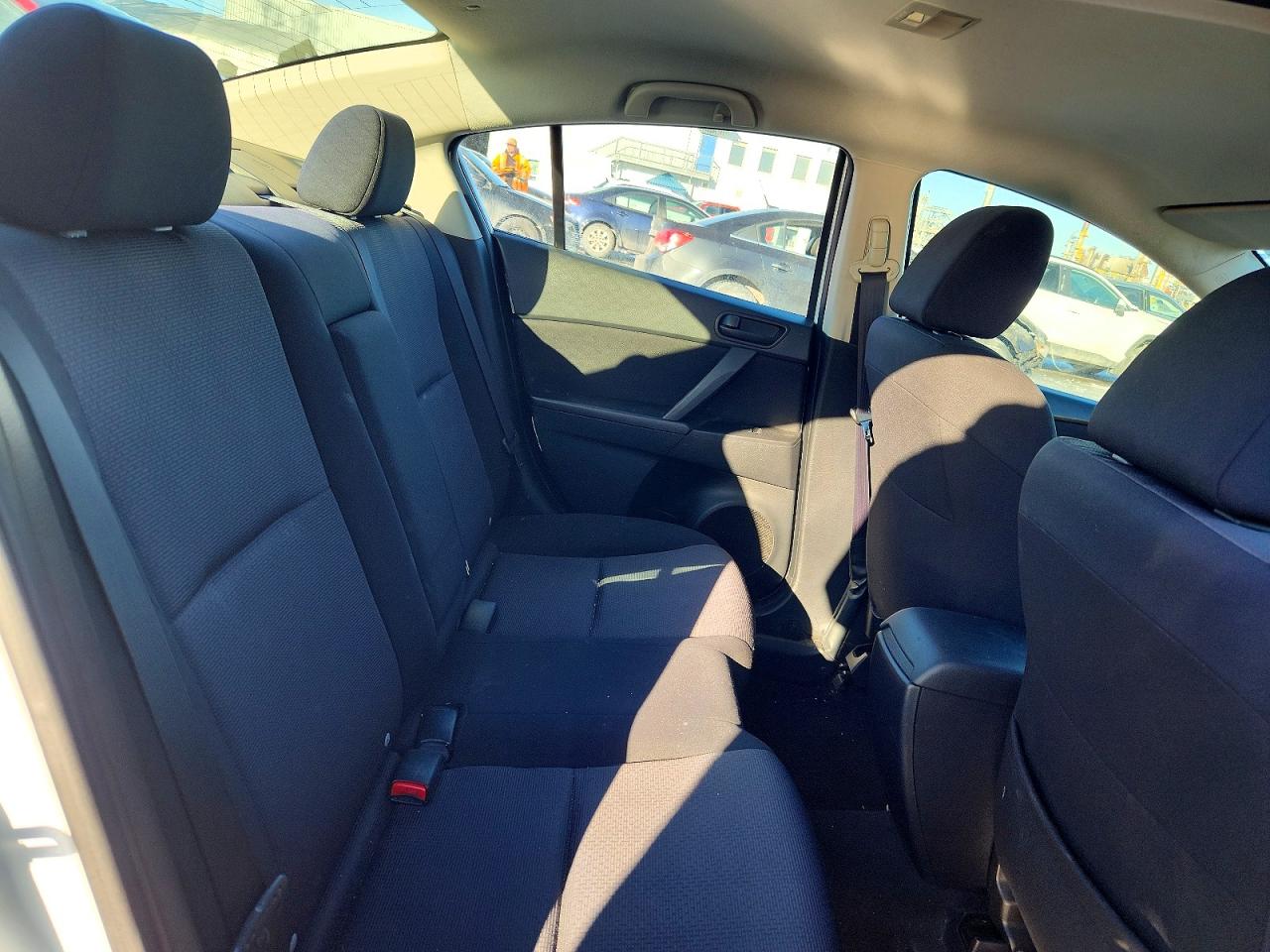 2010 MAZDA 3 I photo 10
