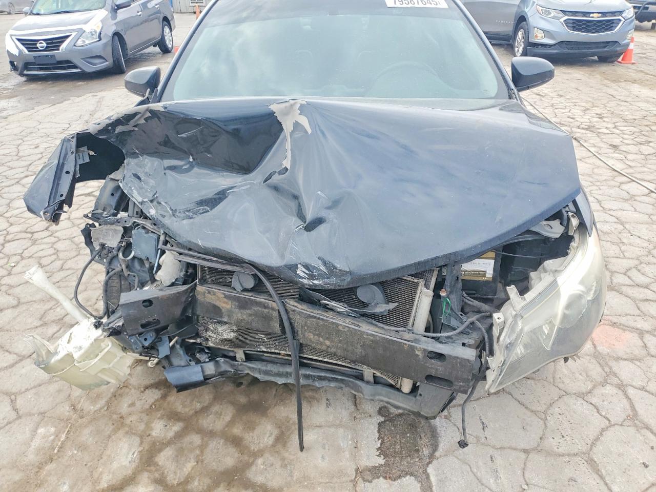 2012 TOYOTA CAMRY SE photo 21