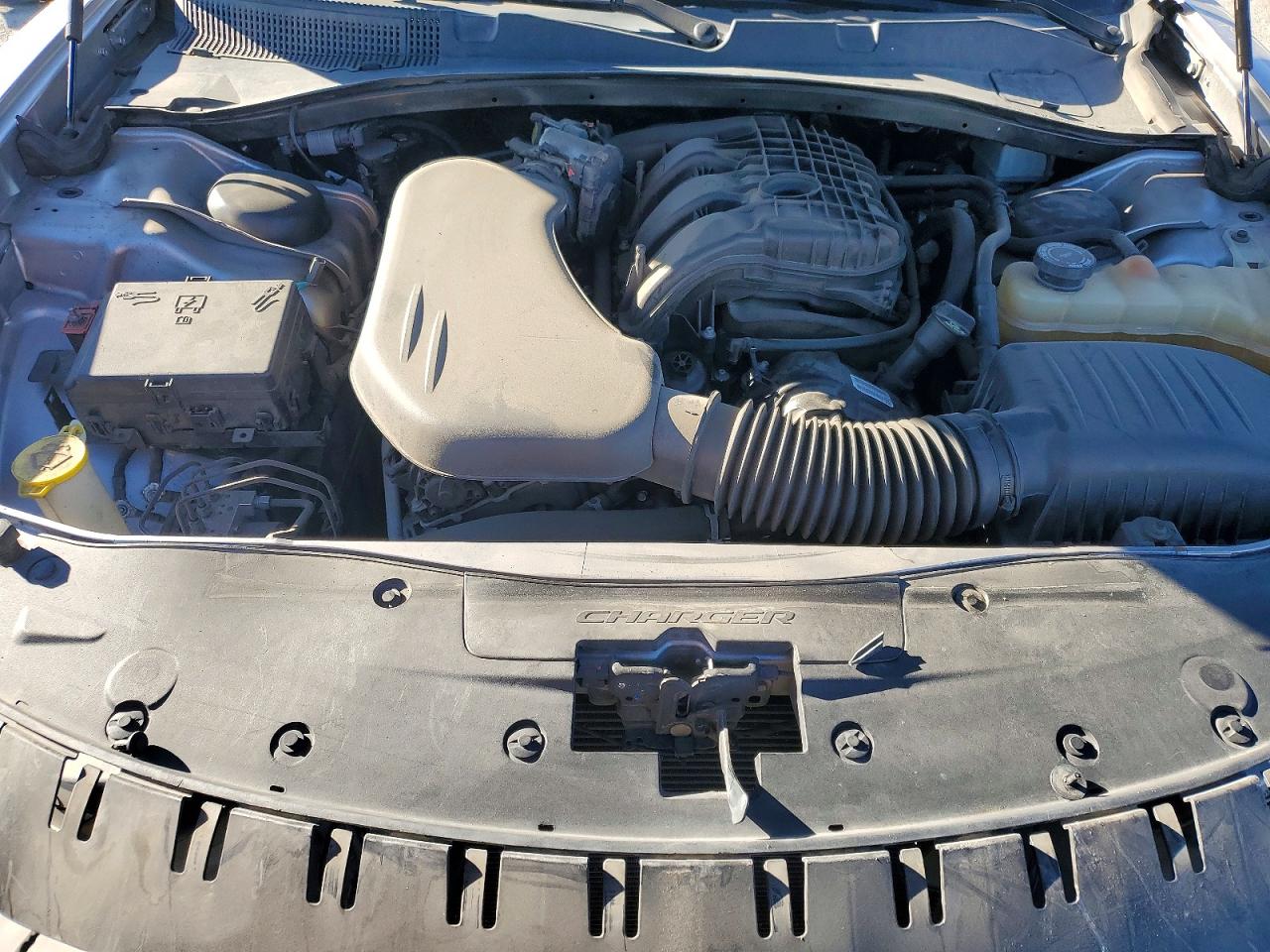 2016 DODGE CHARGER SXT photo 31