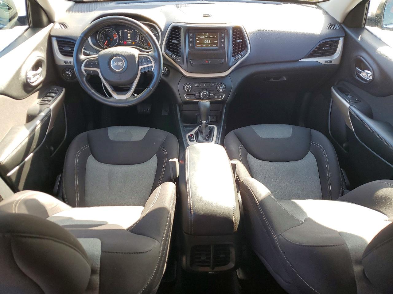 2018 JEEP CHEROKEE LATITUDE photo 15