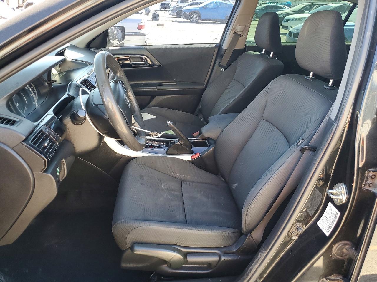 2016 HONDA ACCORD LX photo 7