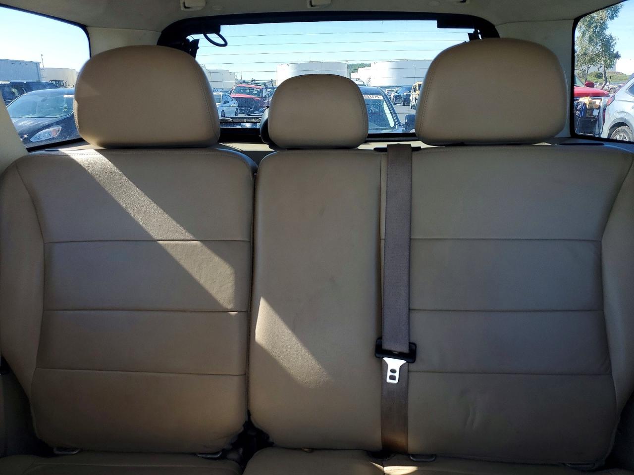 2010 FORD ESCAPE LIMITED photo 28