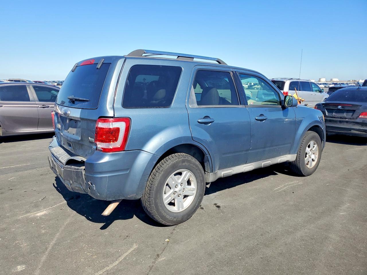 2010 FORD ESCAPE LIMITED photo 7