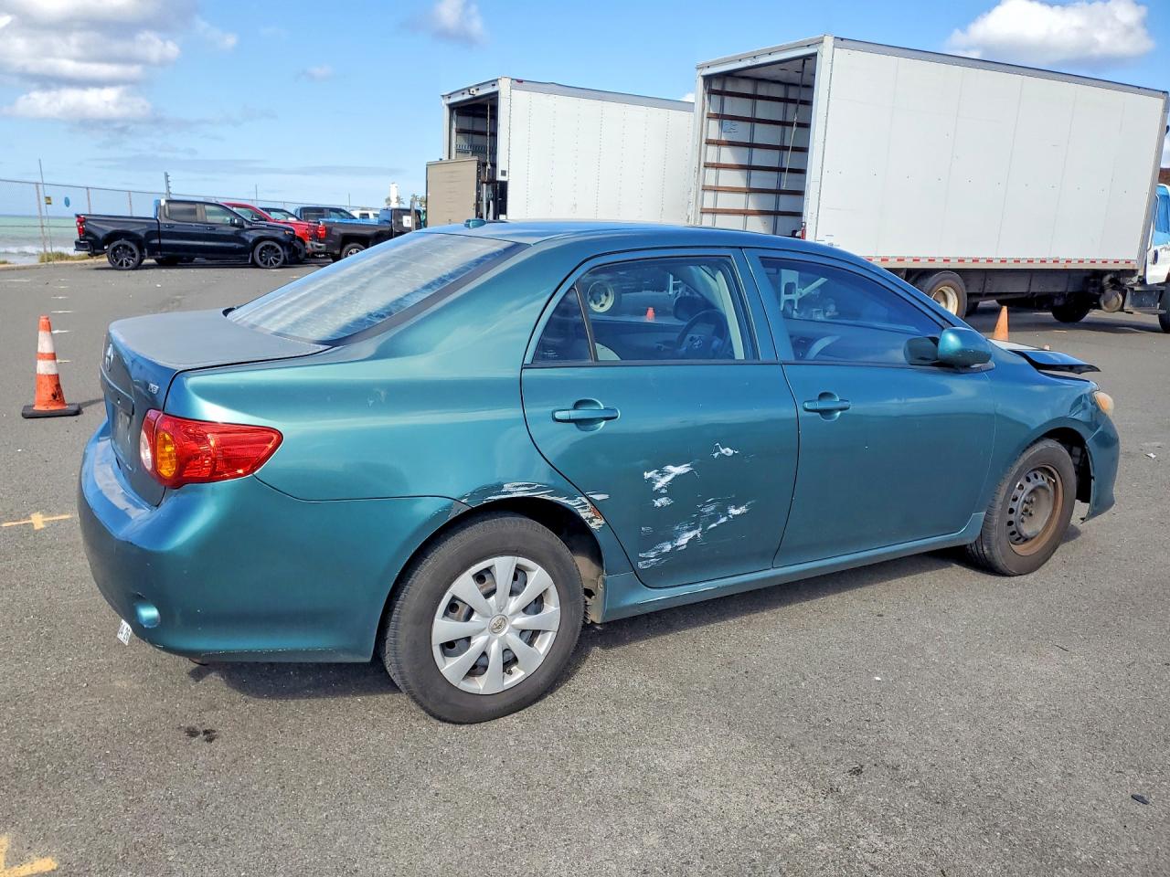 2010 TOYOTA COROLLA BASE photo 5